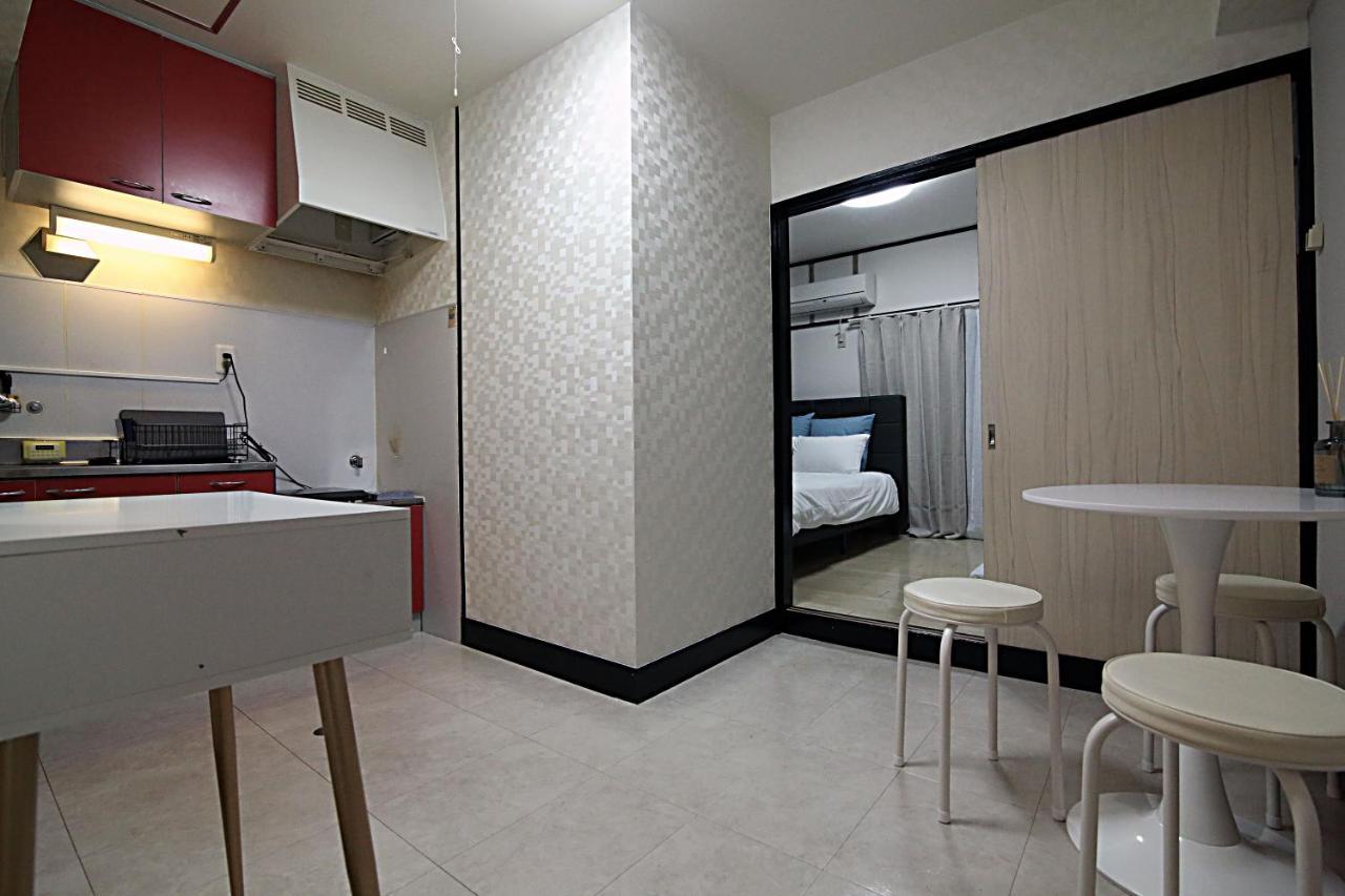 شقة Shinjuku! Hayashi House 3P Free Wi-Fi! طوكيو المظهر الخارجي الصورة